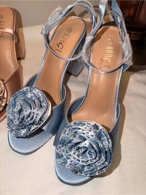 Women’s Light Blue Satin Floral Open-Toe Heels